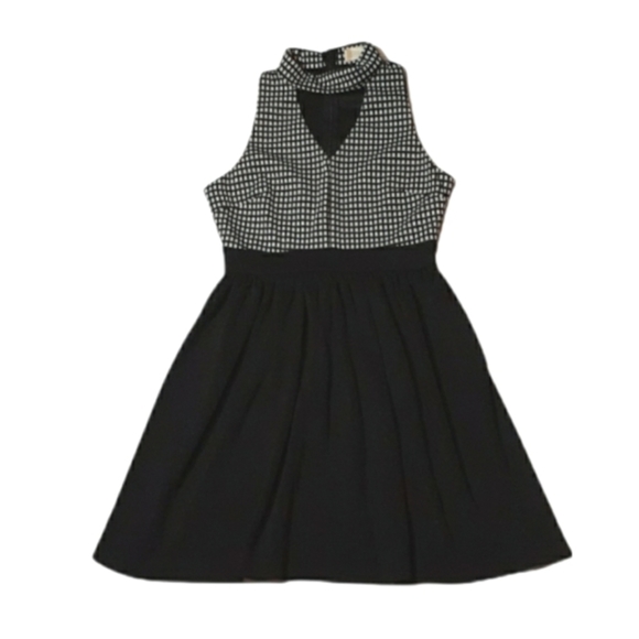 Altar'd State Dresses & Skirts - Altar'd State Womens Dress Halter Black White Silver Checked Fit & Flare Small